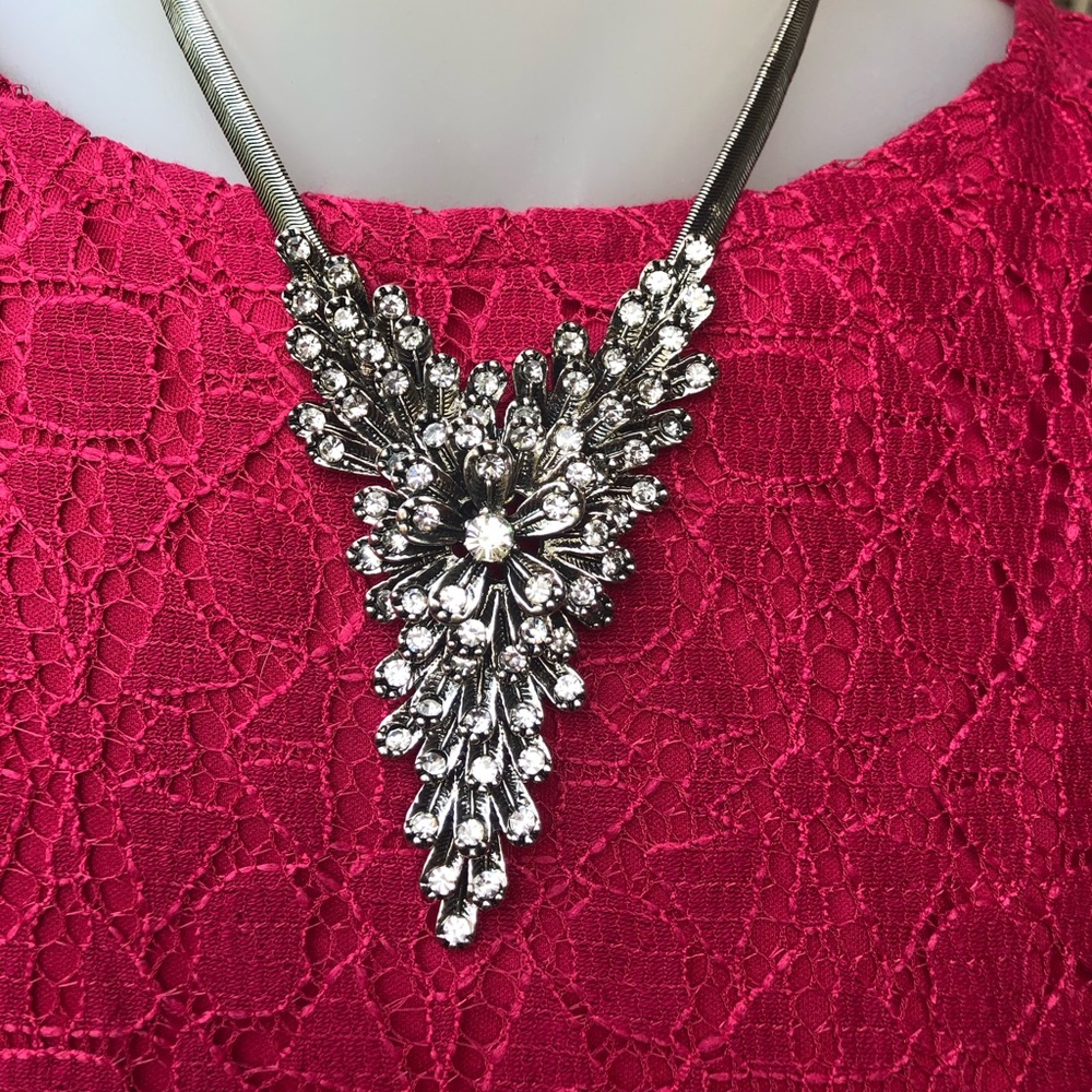 Fabulous diamond statement necklace